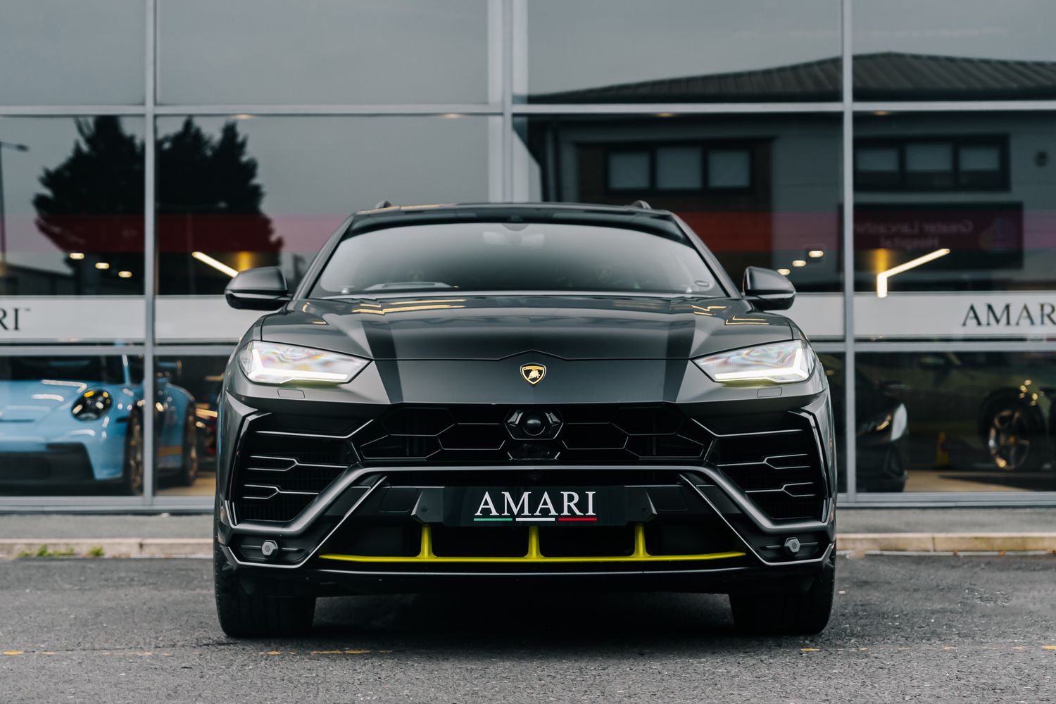 Lamborghini Urus Graphite Capsule