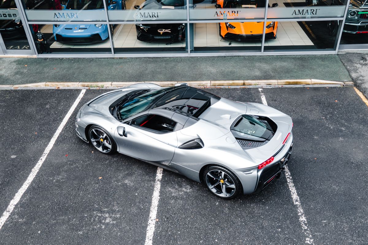 Ferrari SF90 Spider