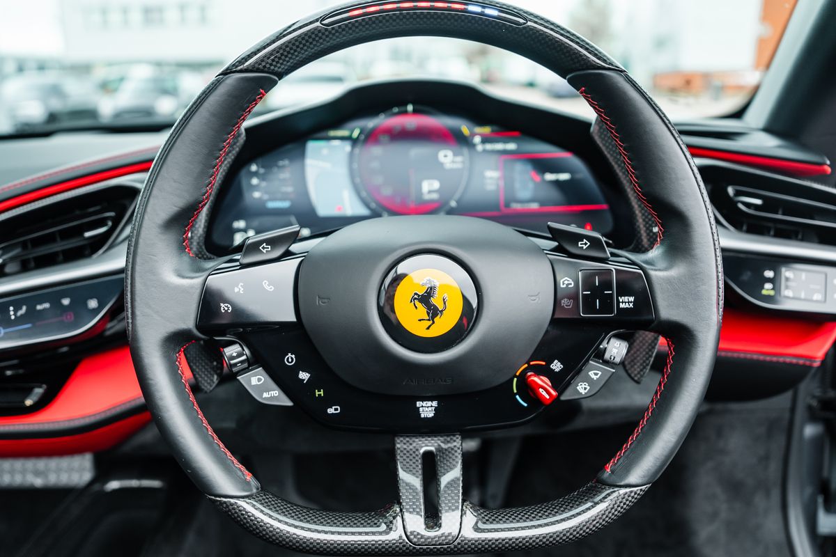 Ferrari SF90 Spider