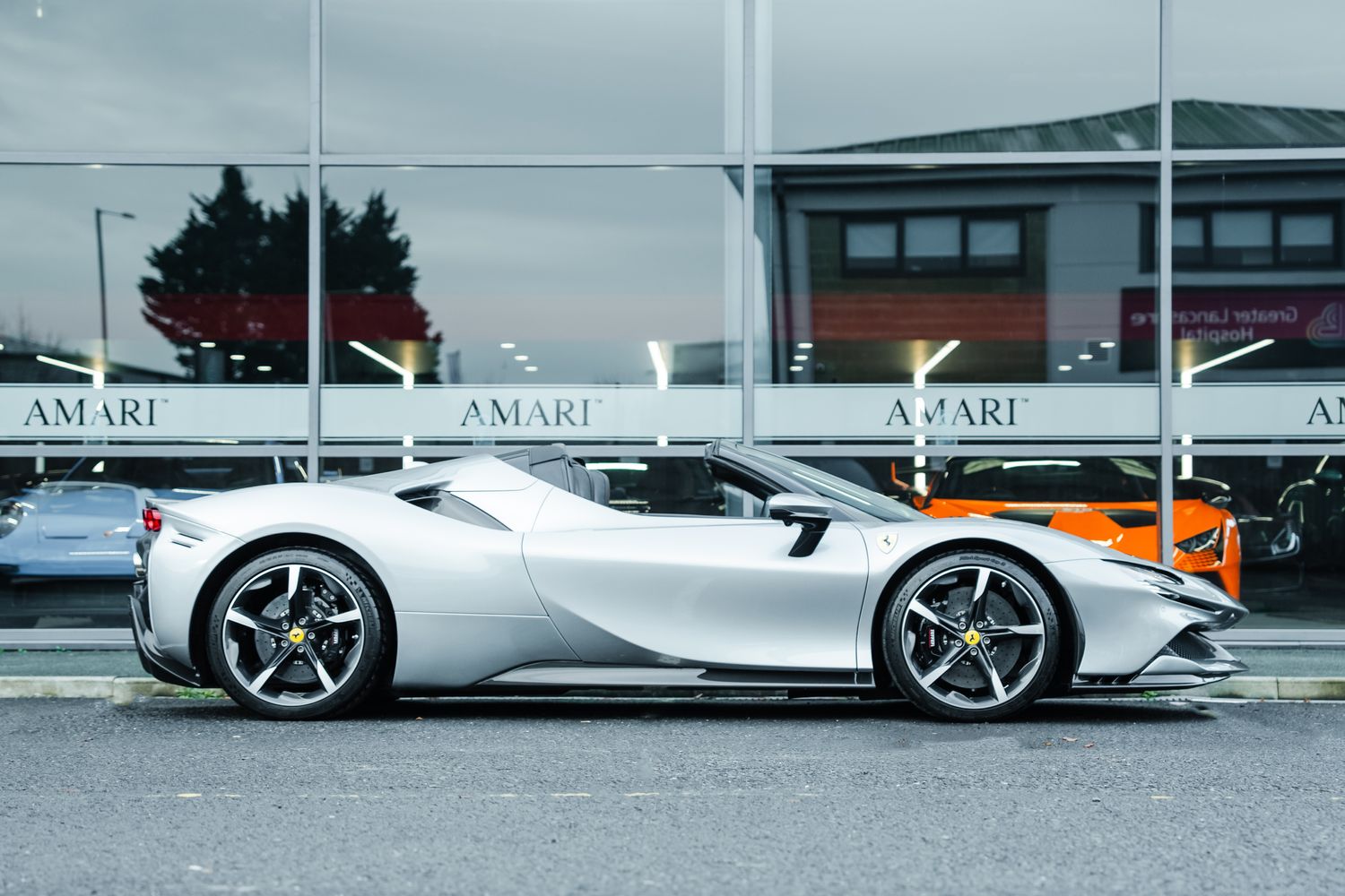 Ferrari SF90 Spider