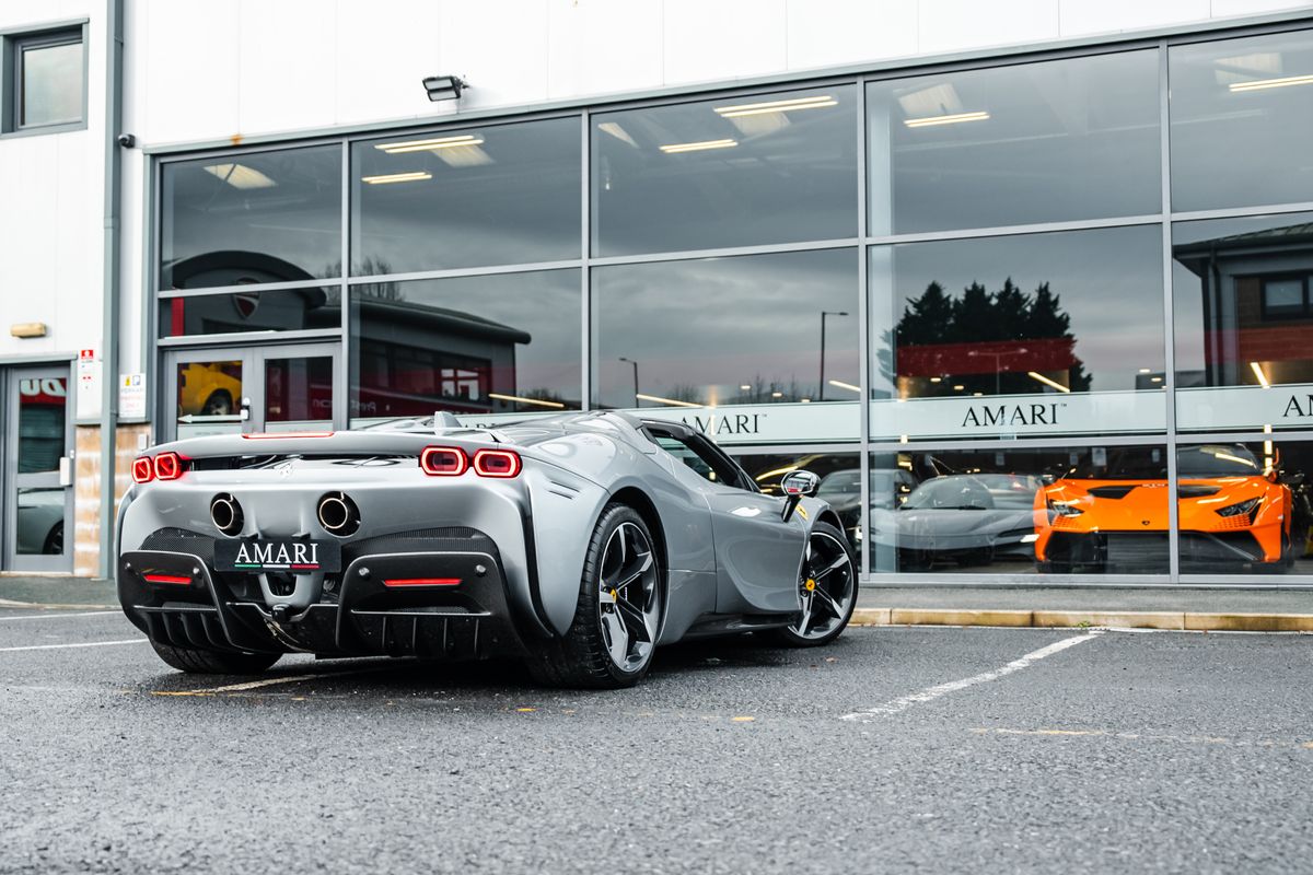 Ferrari SF90 Spider