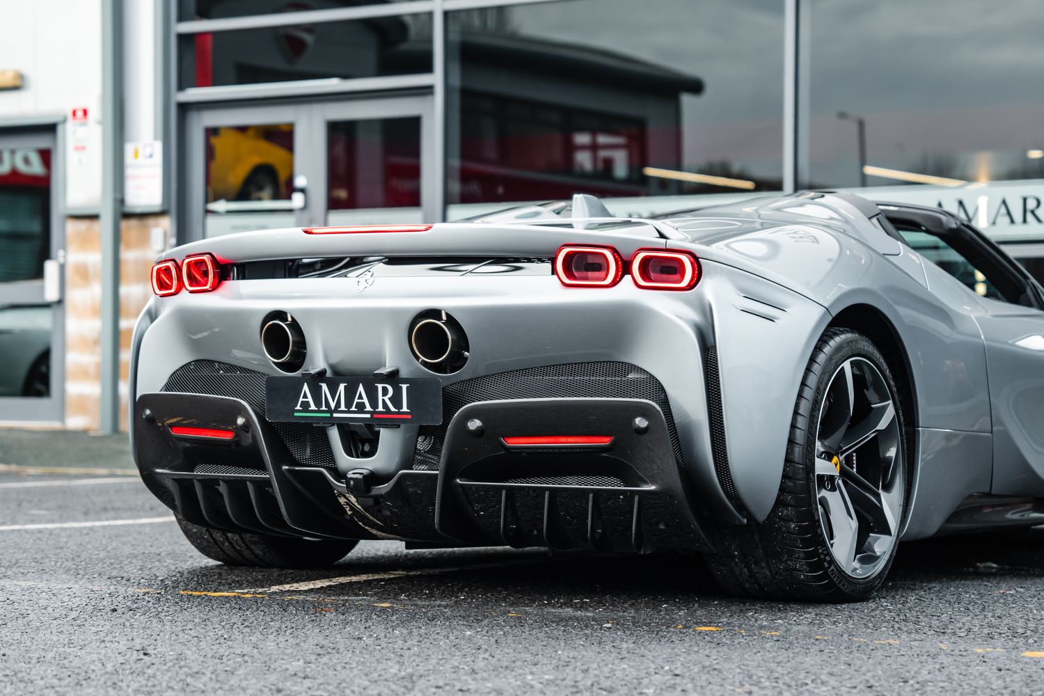 Ferrari SF90 Spider