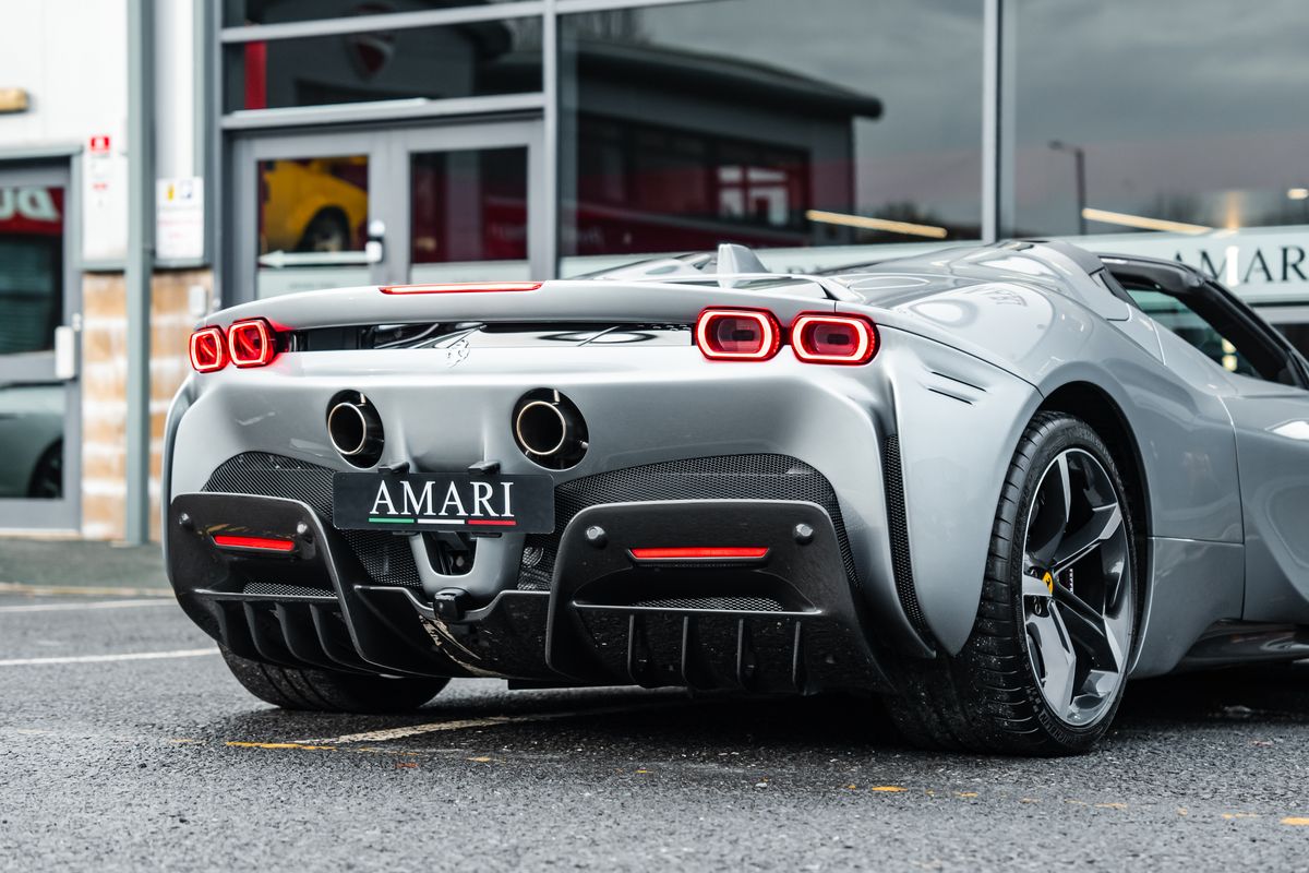 Ferrari SF90 Spider