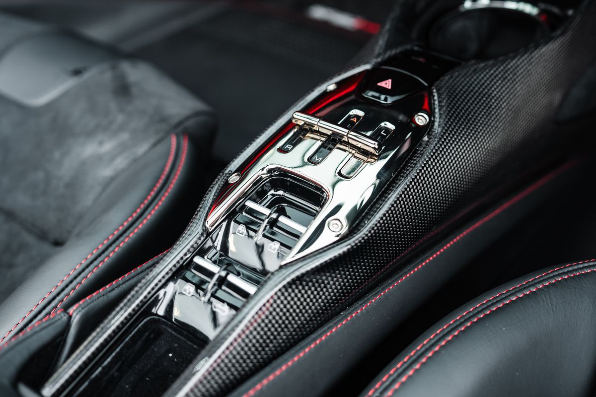 Ferrari SF90 Spider