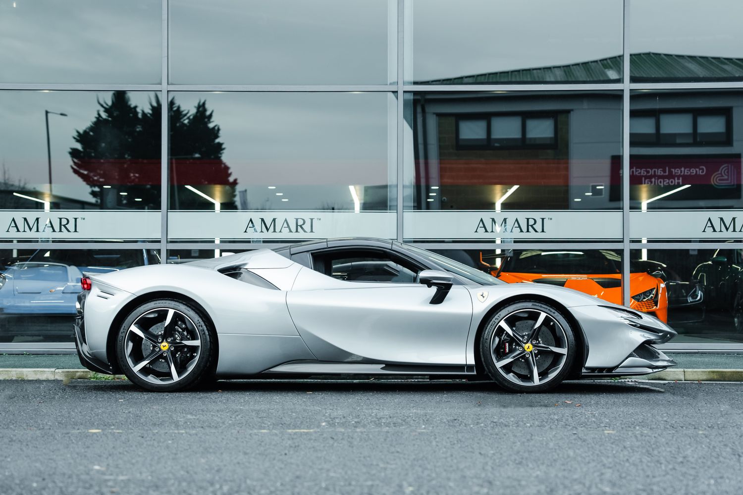 Ferrari SF90 Spider