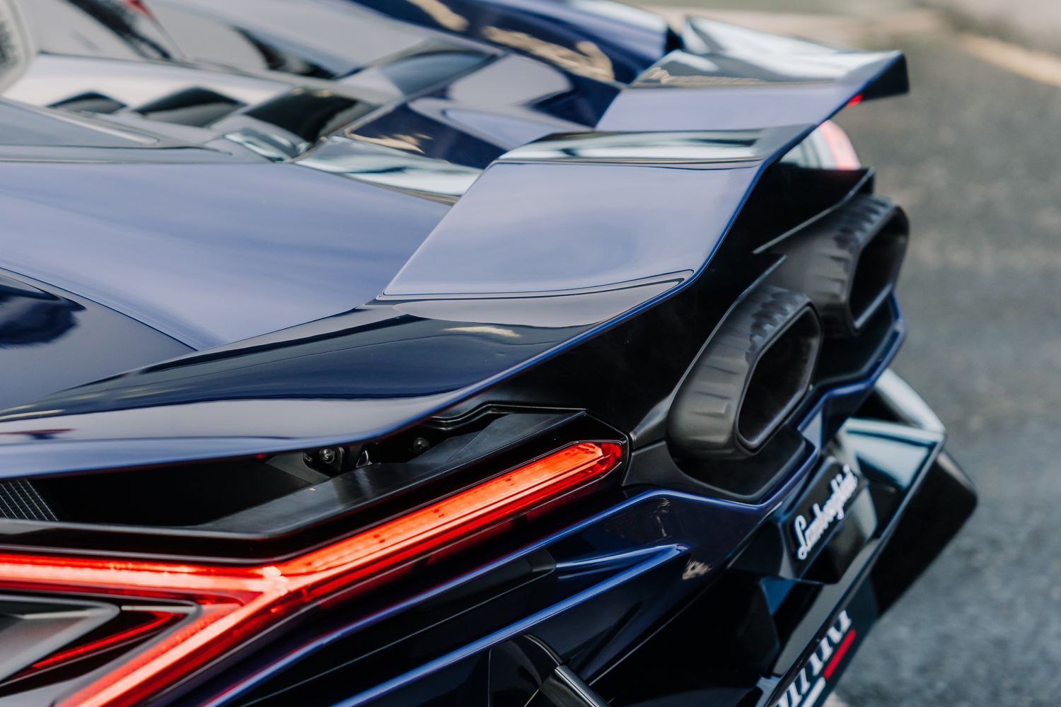 Lamborghini Revuelto