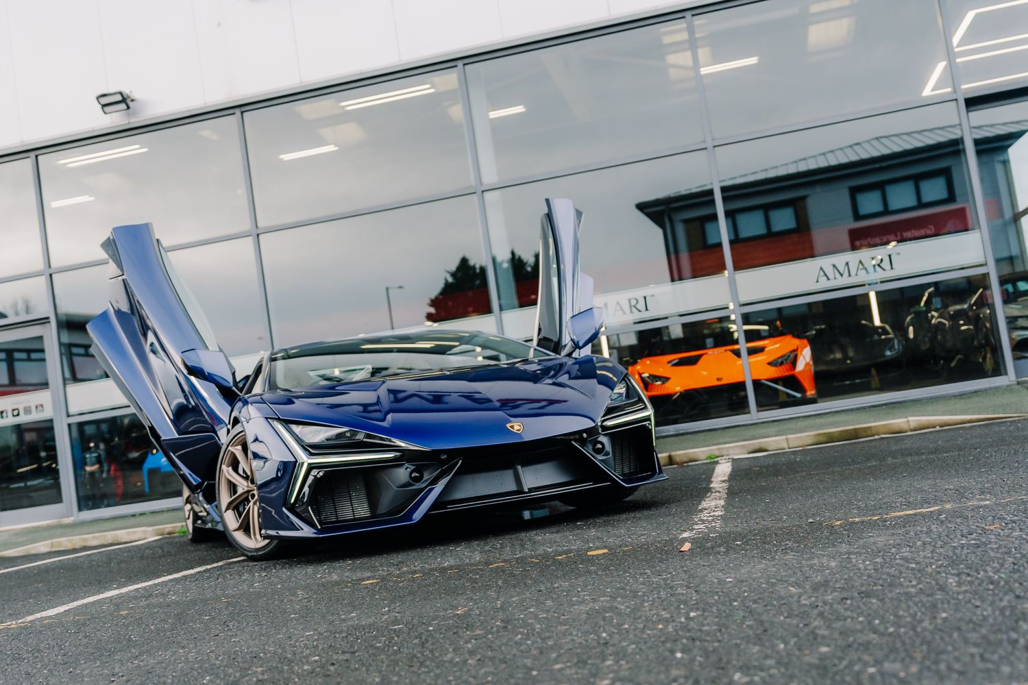 Lamborghini Revuelto
