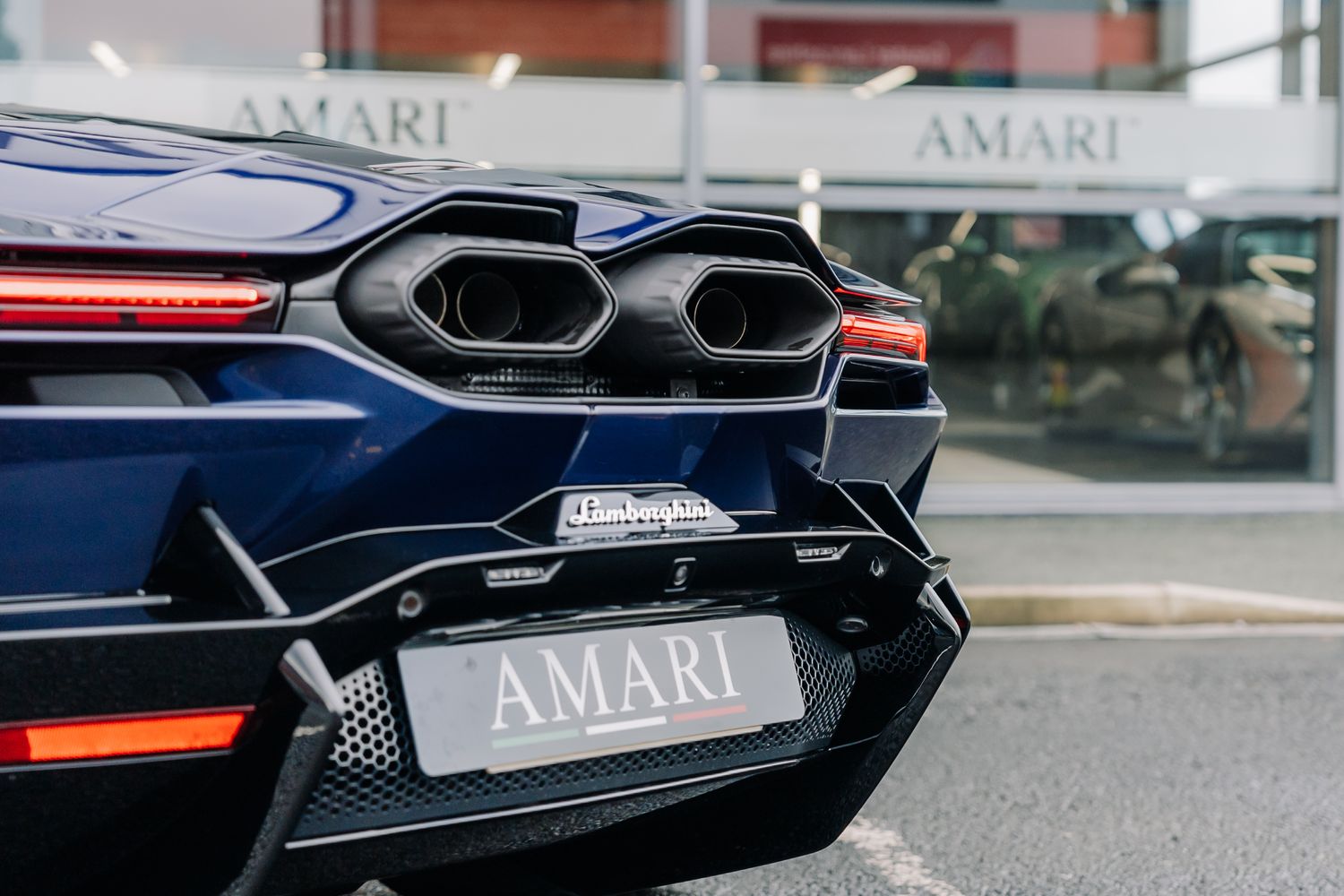 Lamborghini Revuelto