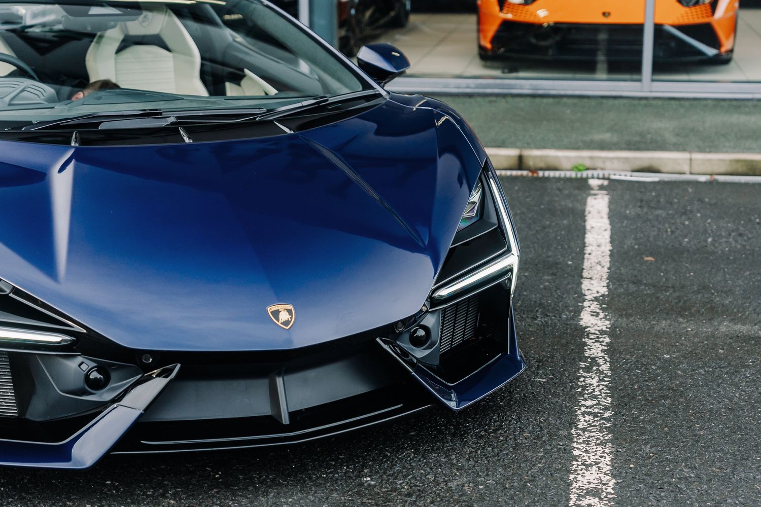 Lamborghini Revuelto