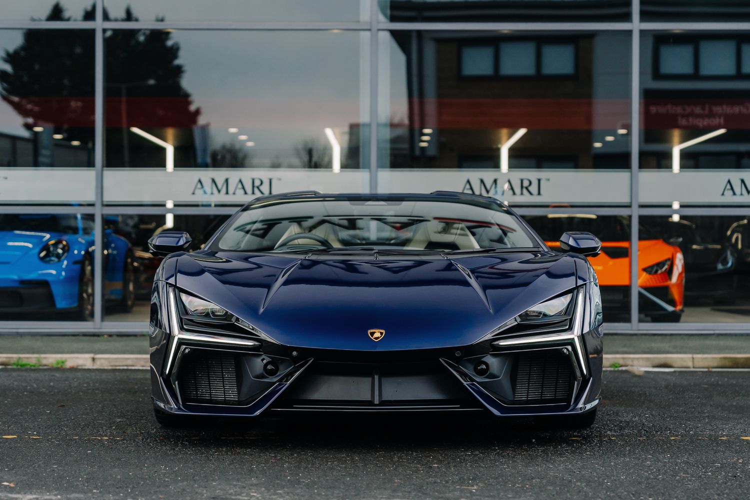 Lamborghini Revuelto