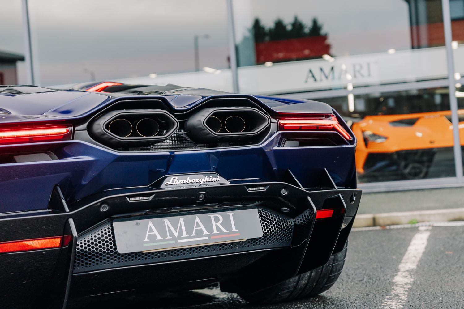 Lamborghini Revuelto