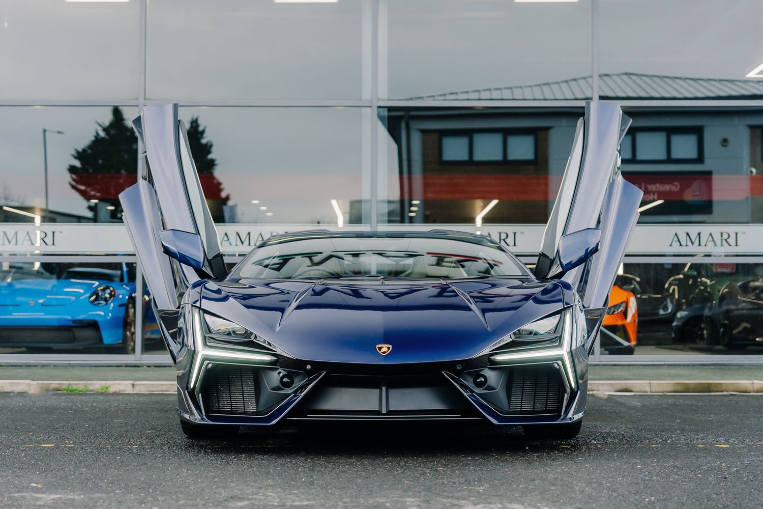 Lamborghini Revuelto