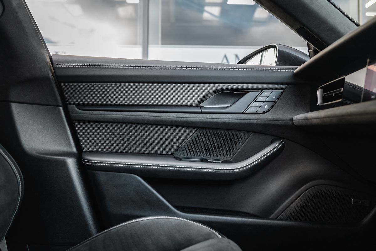 Porsche Taycan GTS Sport Turismo