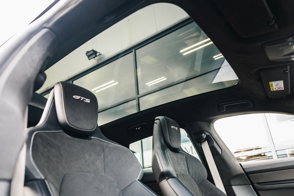 Porsche Taycan GTS Sport Turismo
