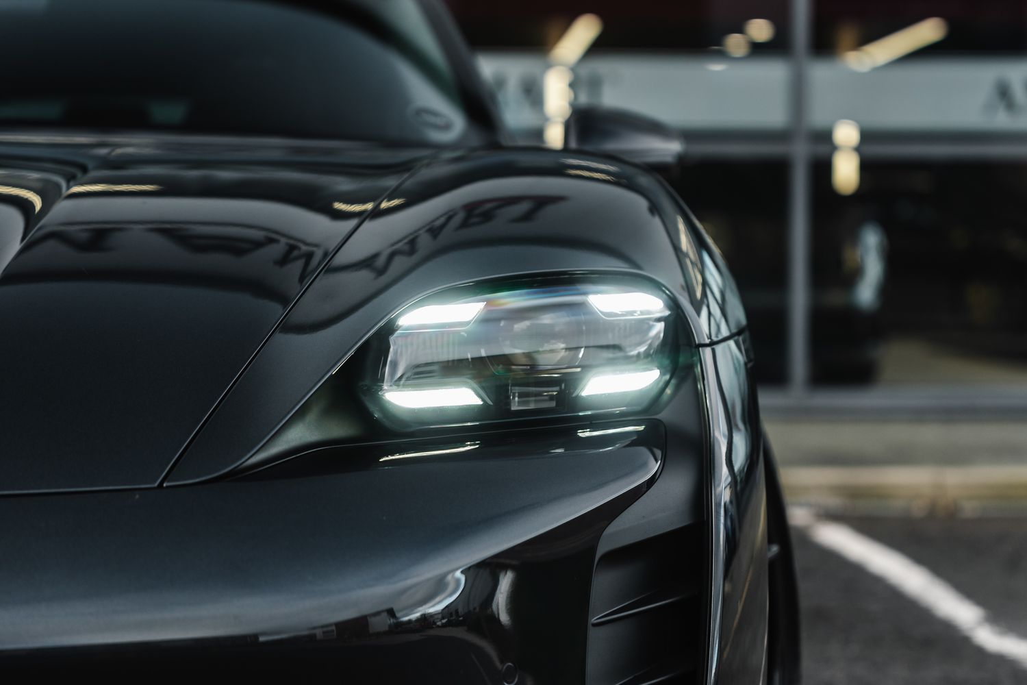 Porsche Taycan GTS Sport Turismo