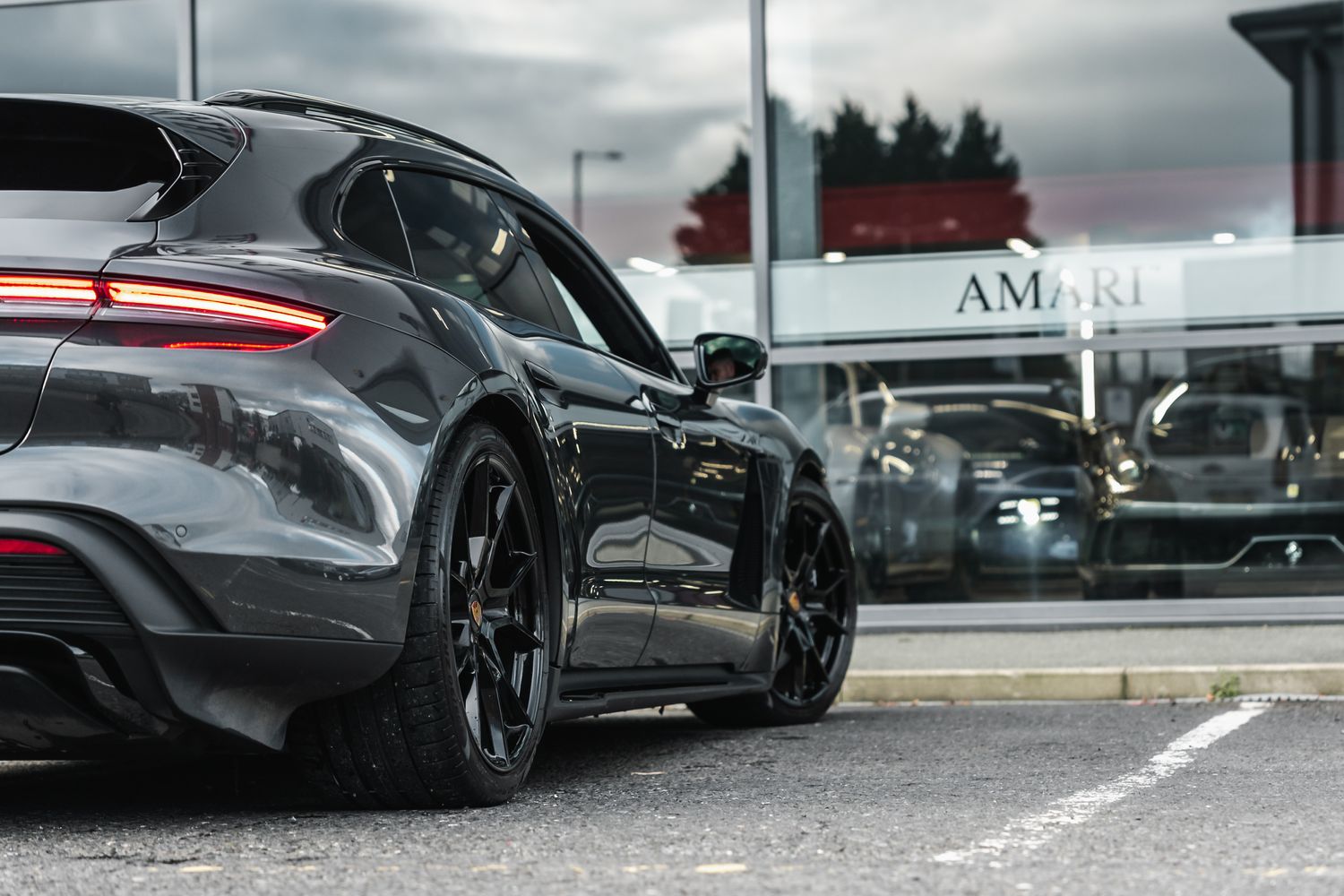 Porsche Taycan GTS Sport Turismo