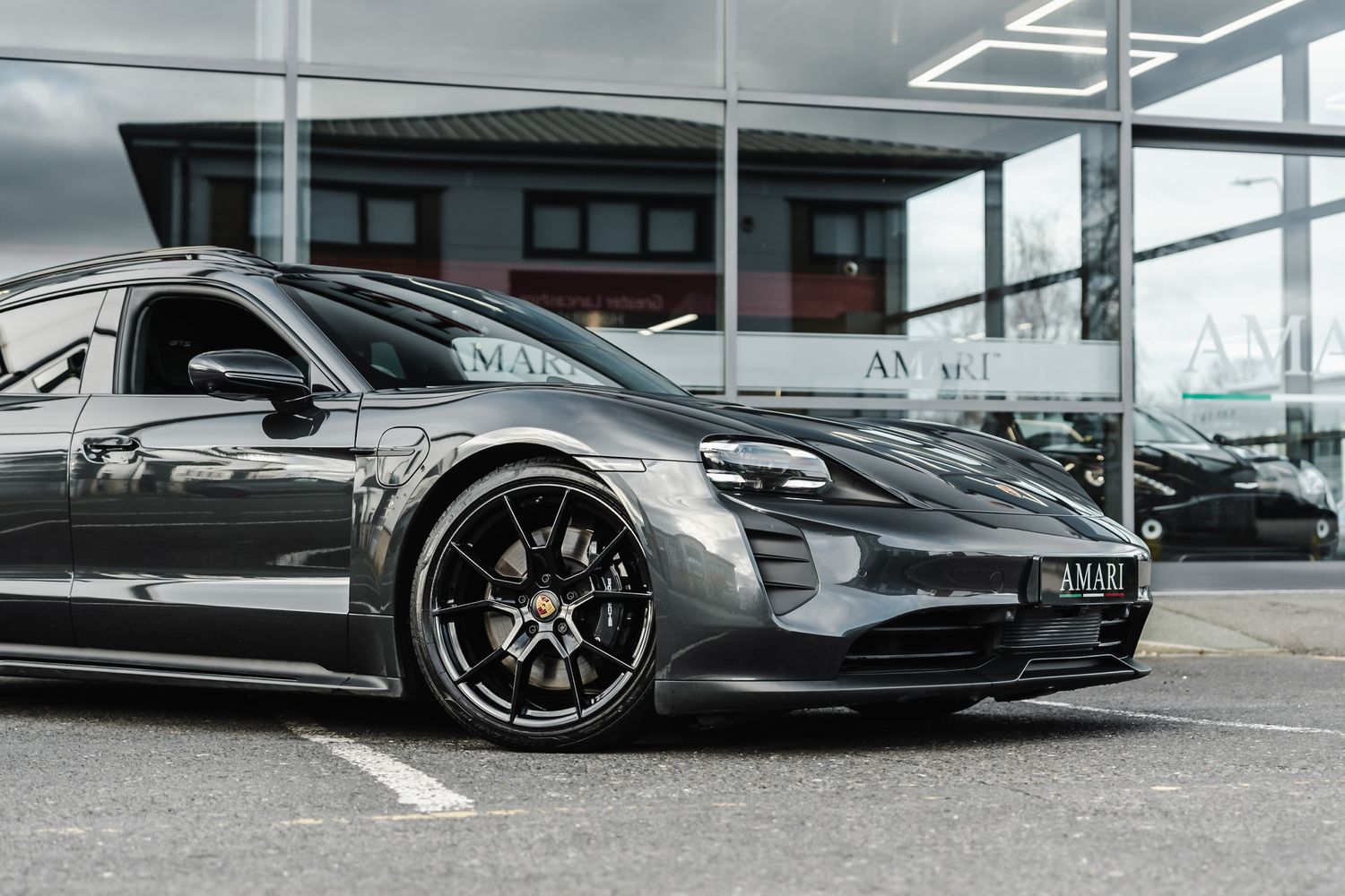 Porsche Taycan GTS Sport Turismo