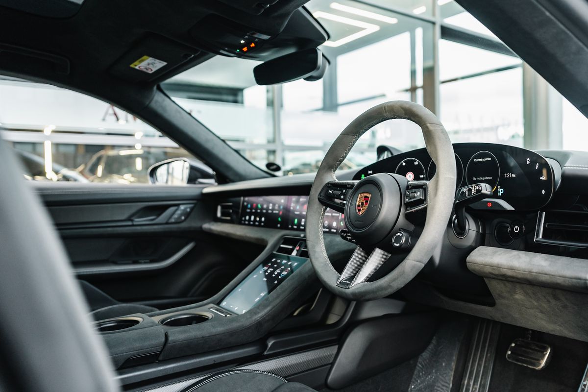 Porsche Taycan GTS Sport Turismo