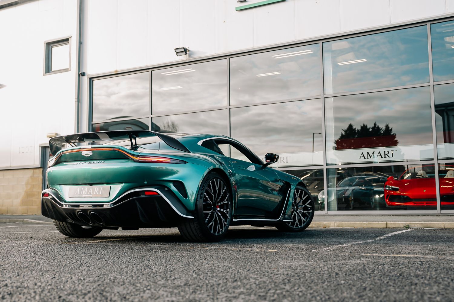 Aston Martin Vantage V12 - 131 of 333