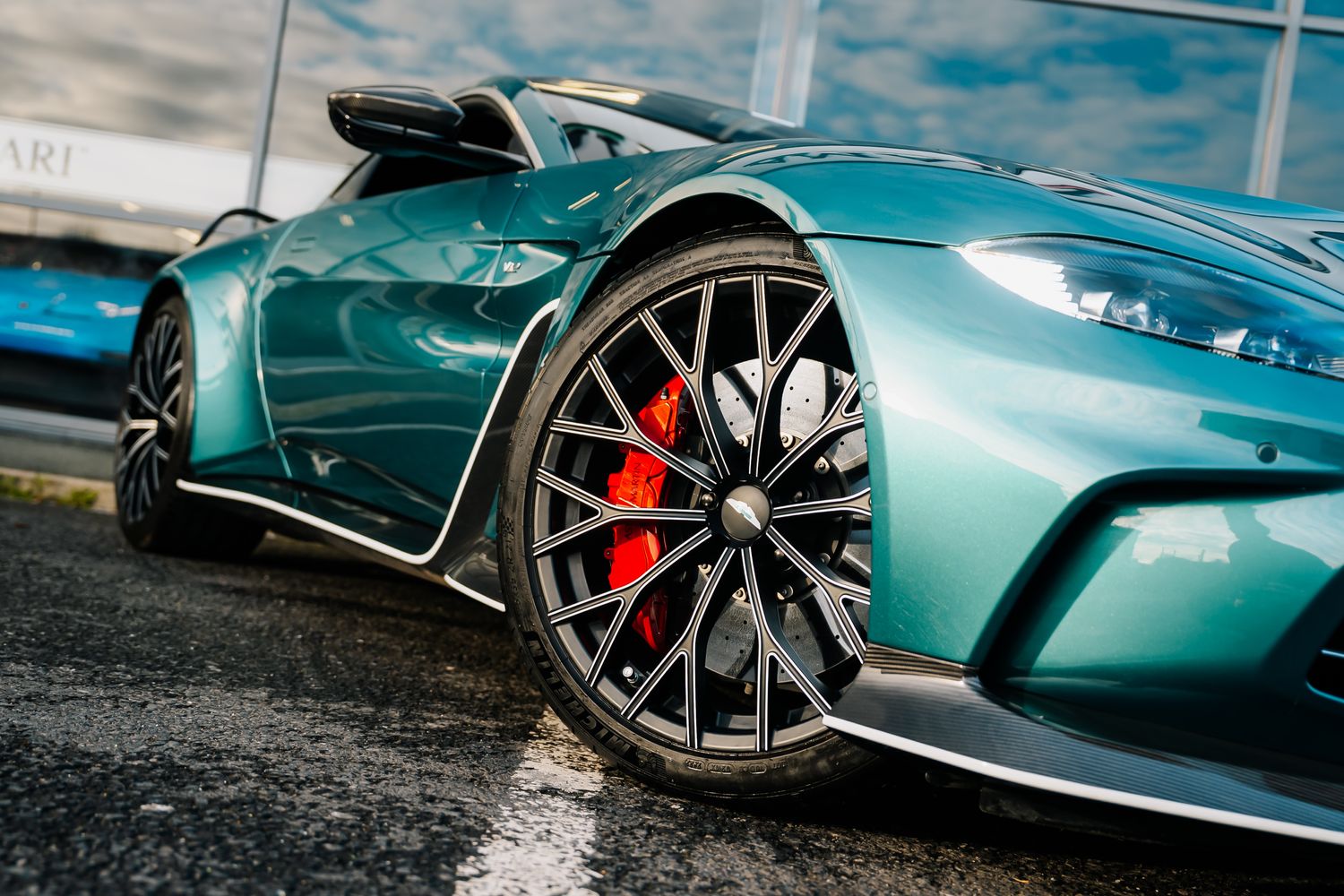Aston Martin Vantage V12 - 131 of 333