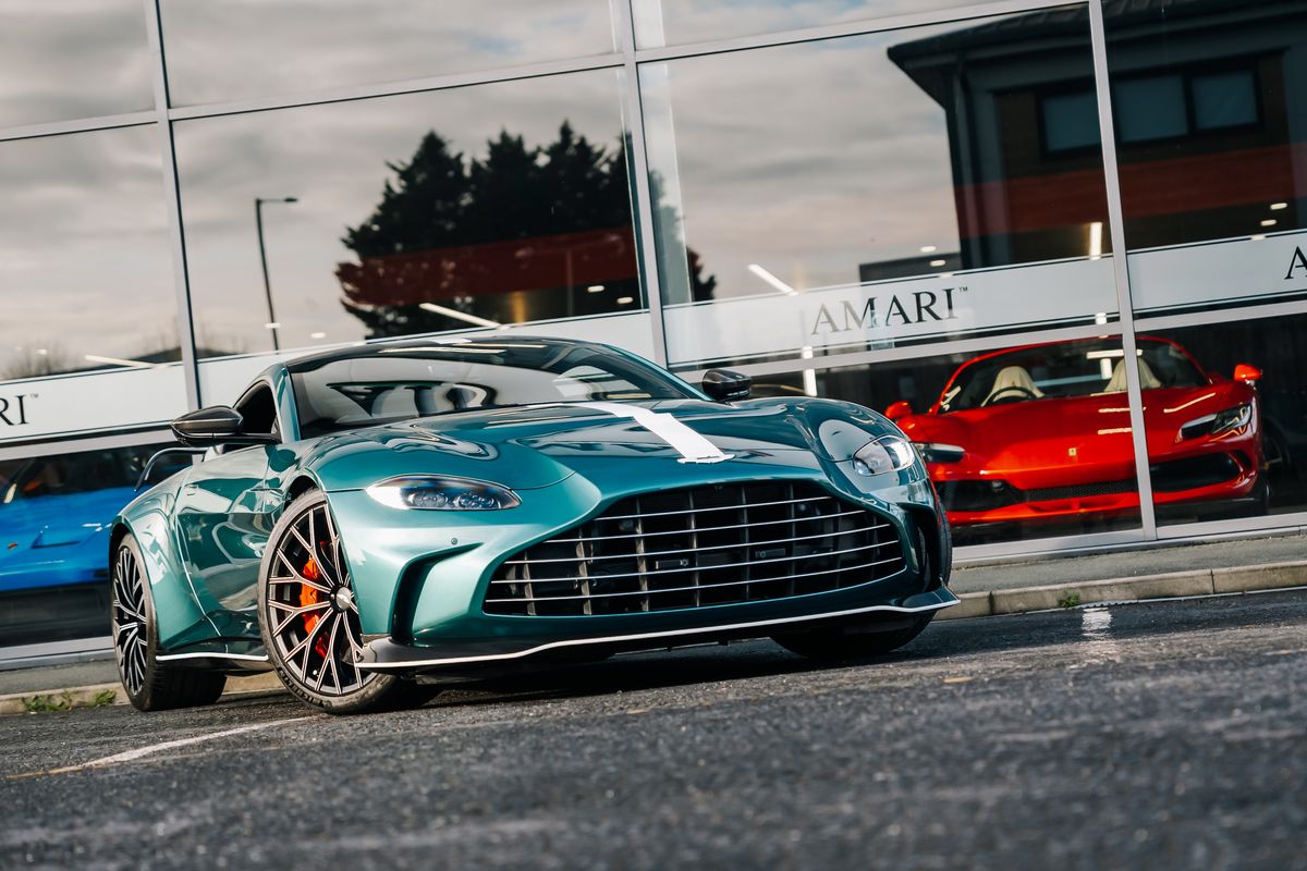 Aston Martin Vantage V12 - 131 of 333