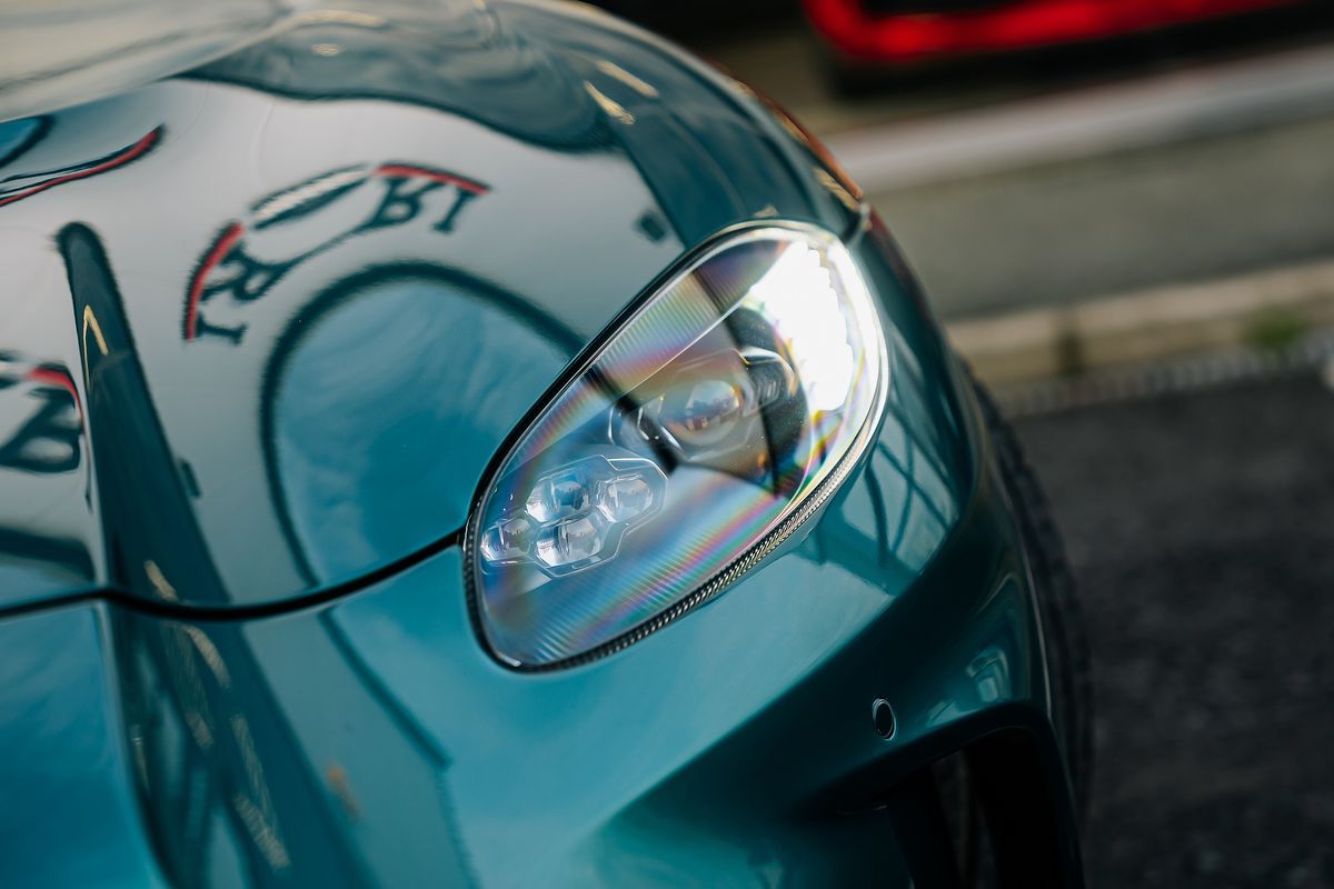 Aston Martin Vantage V12 - 131 of 333