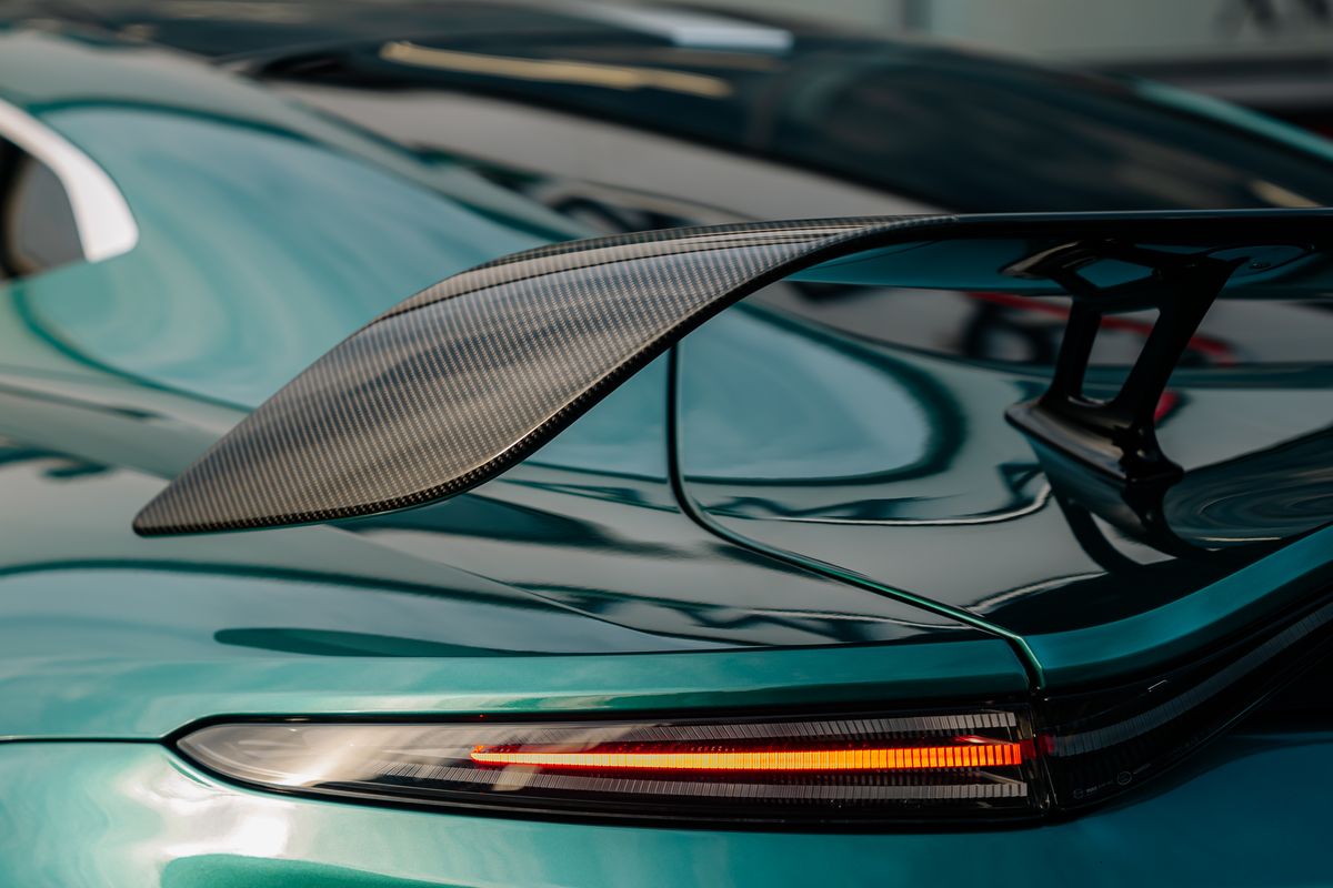 Aston Martin Vantage V12 - 131 of 333