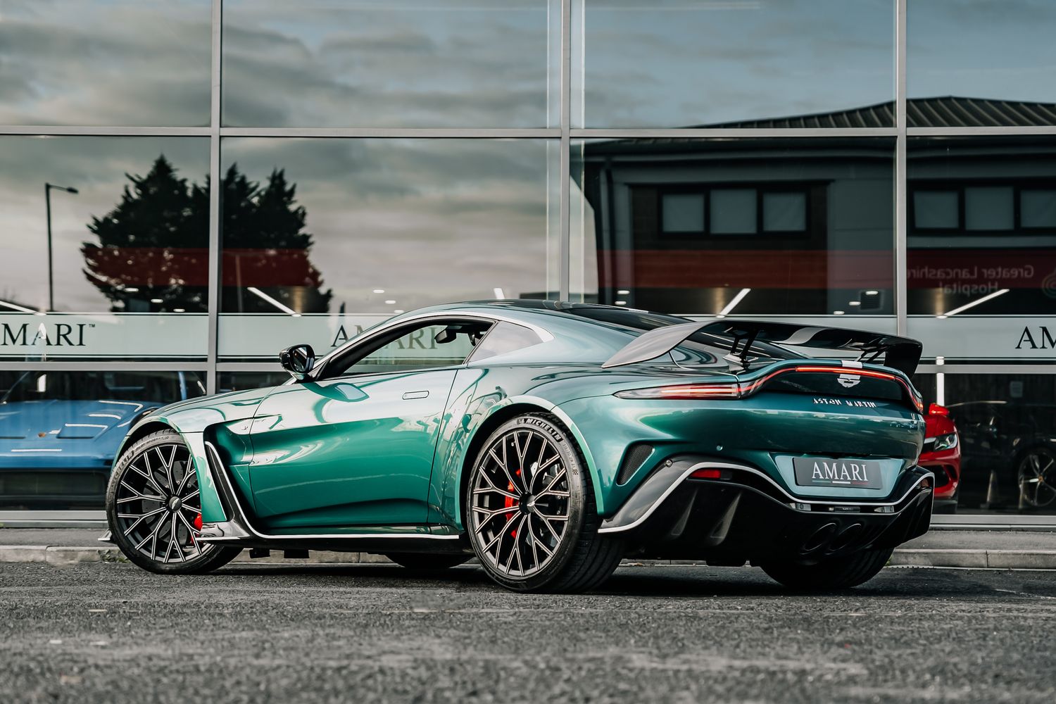 Aston Martin Vantage V12 - 131 of 333