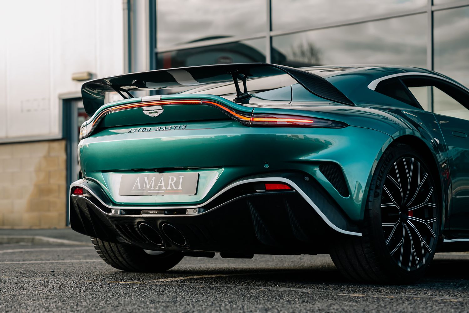 Aston Martin Vantage V12 - 131 of 333