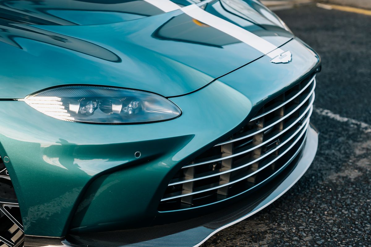 Aston Martin Vantage V12 - 131 of 333