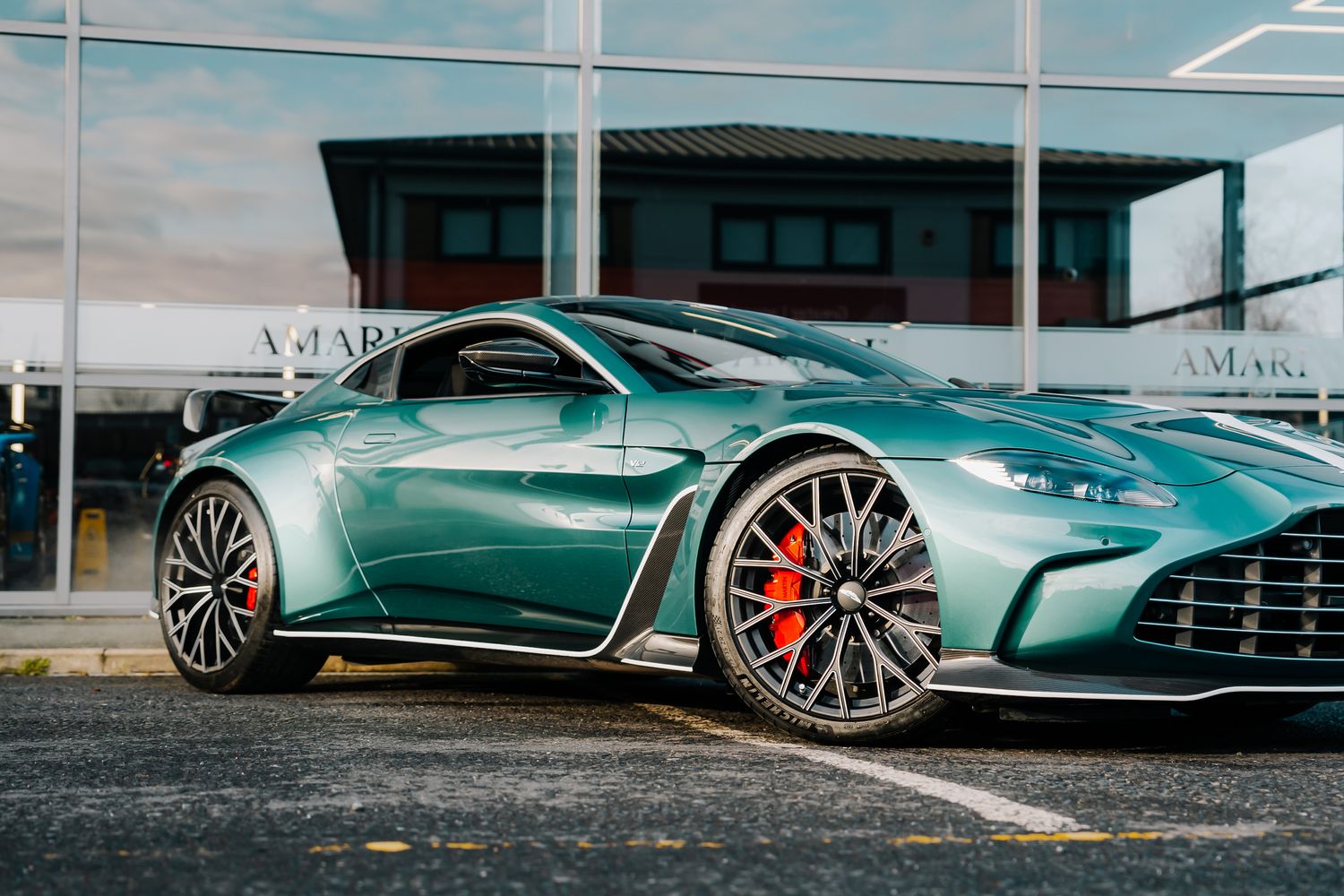 Aston Martin Vantage V12 - 131 of 333