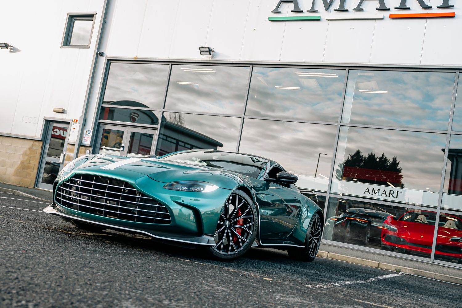Aston Martin Vantage V12 - 131 of 333