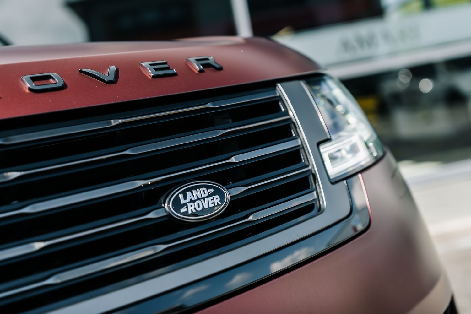 Land Rover Range Rover SV 4.4 P530
