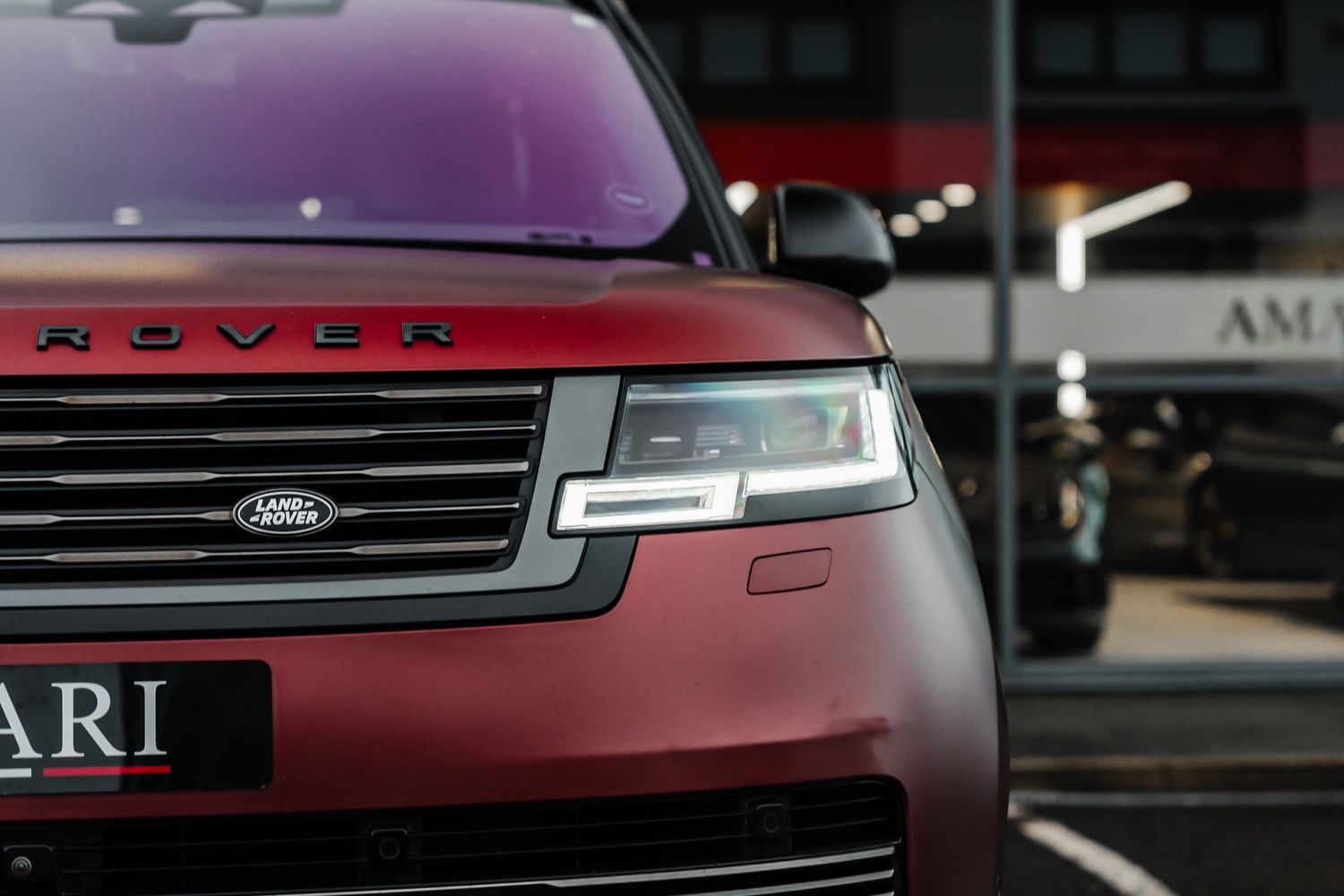 Land Rover Range Rover SV 4.4 P530