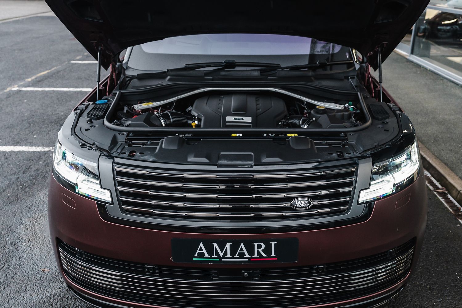Land Rover Range Rover SV 4.4 P530