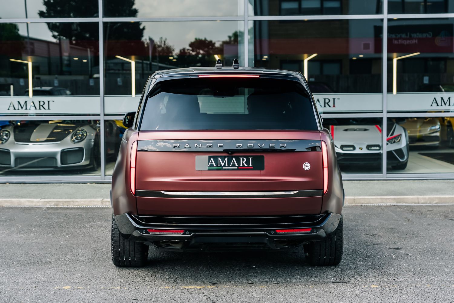 Land Rover Range Rover SV 4.4 P530