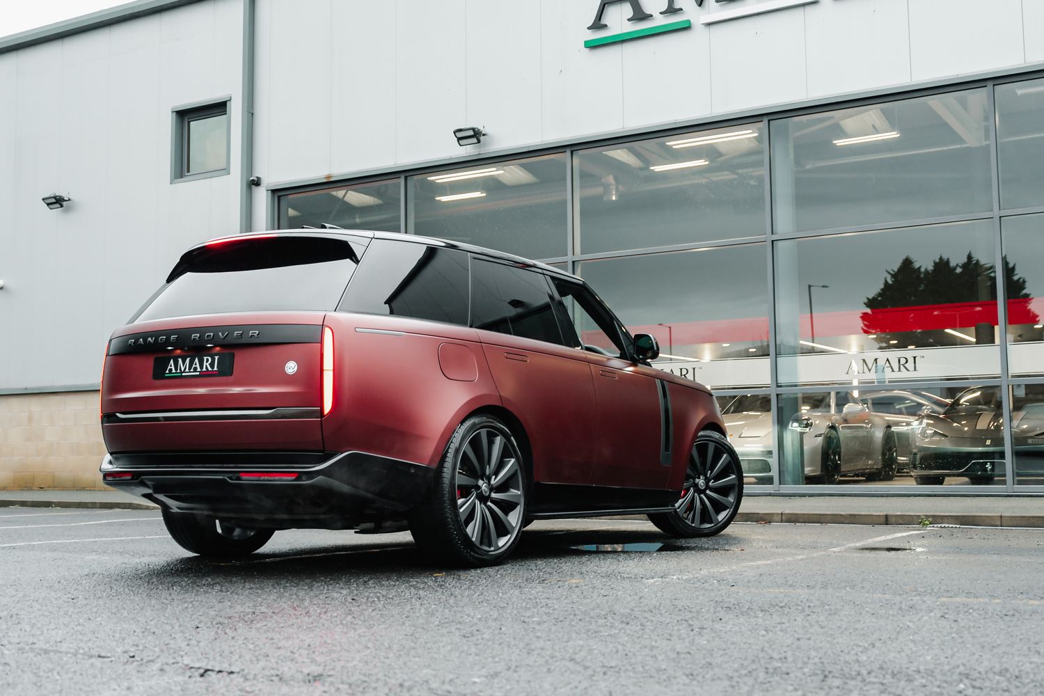 Land Rover Range Rover SV 4.4 P530