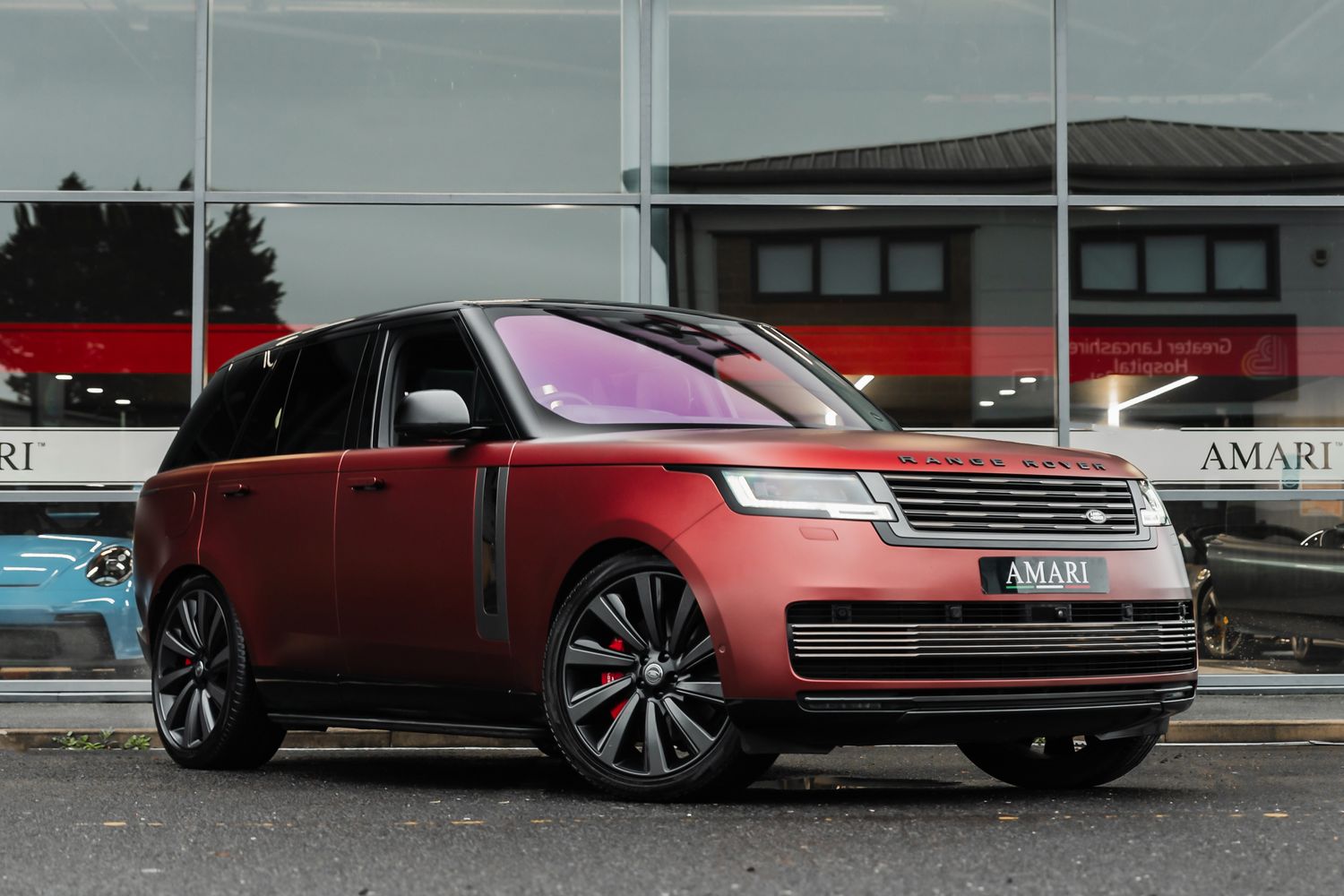 Land Rover Range Rover SV 4.4 P530