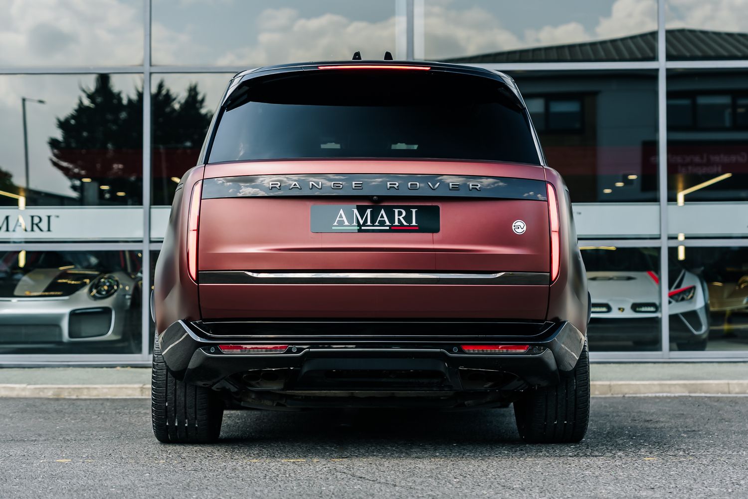 Land Rover Range Rover SV 4.4 P530