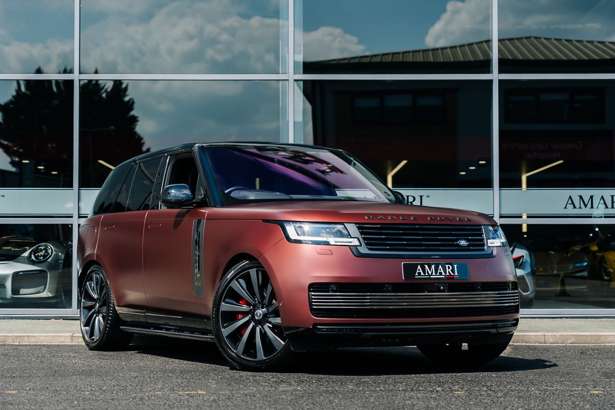 Land Rover Range Rover SV 4.4 P530