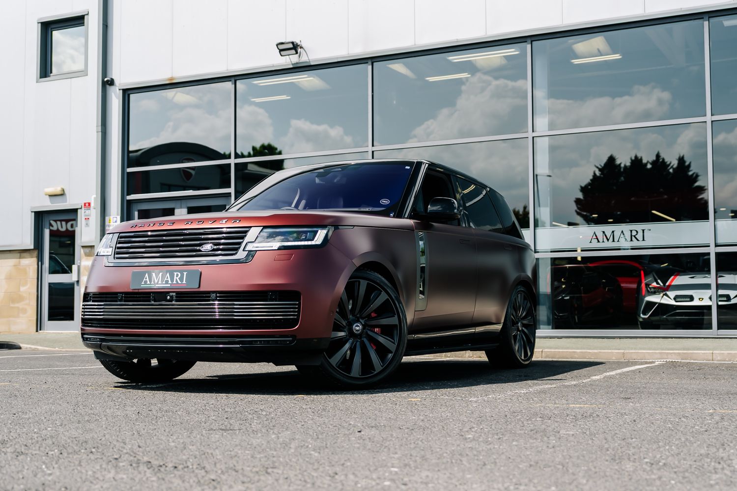 Land Rover Range Rover SV 4.4 P530