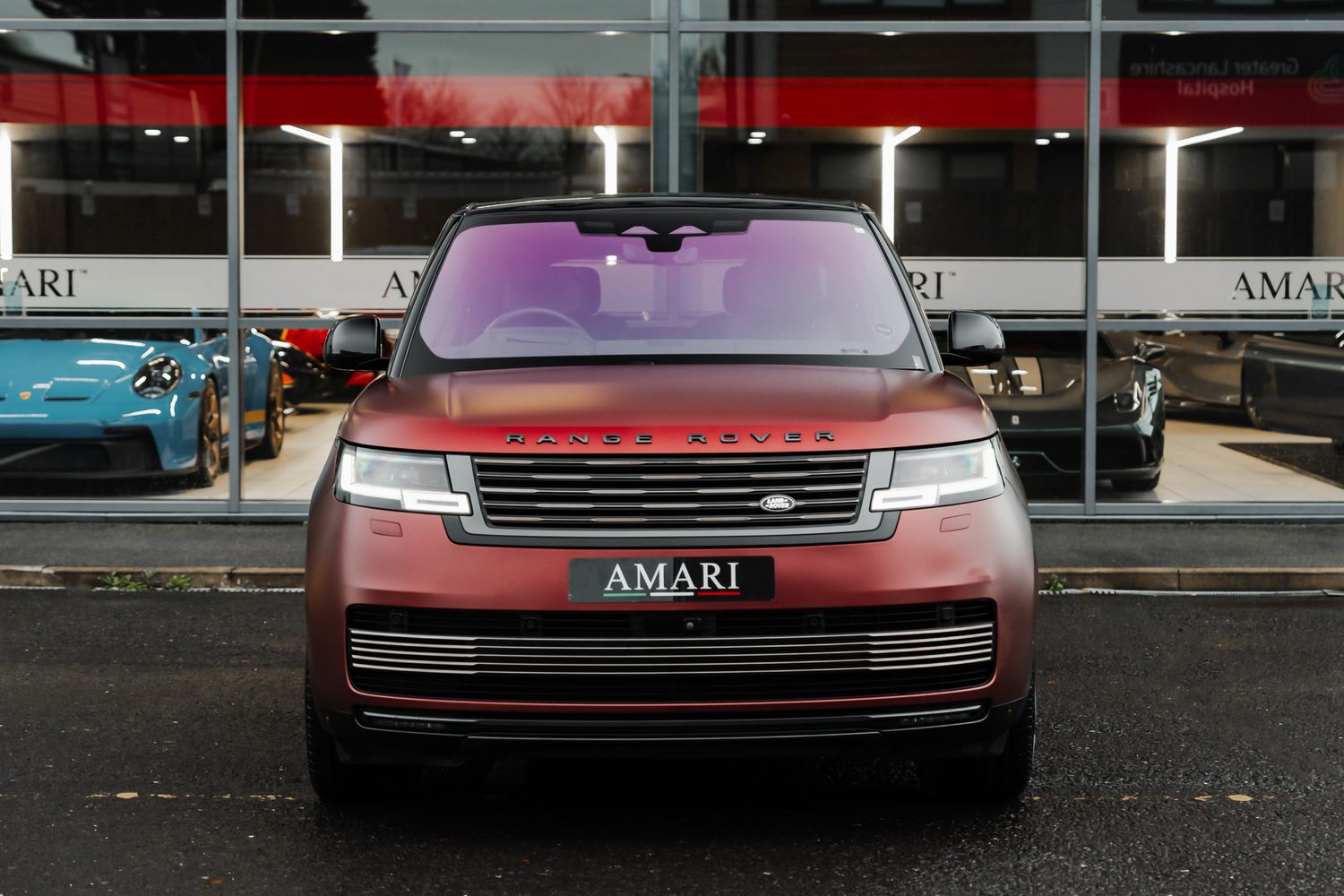 Land Rover Range Rover SV 4.4 P530