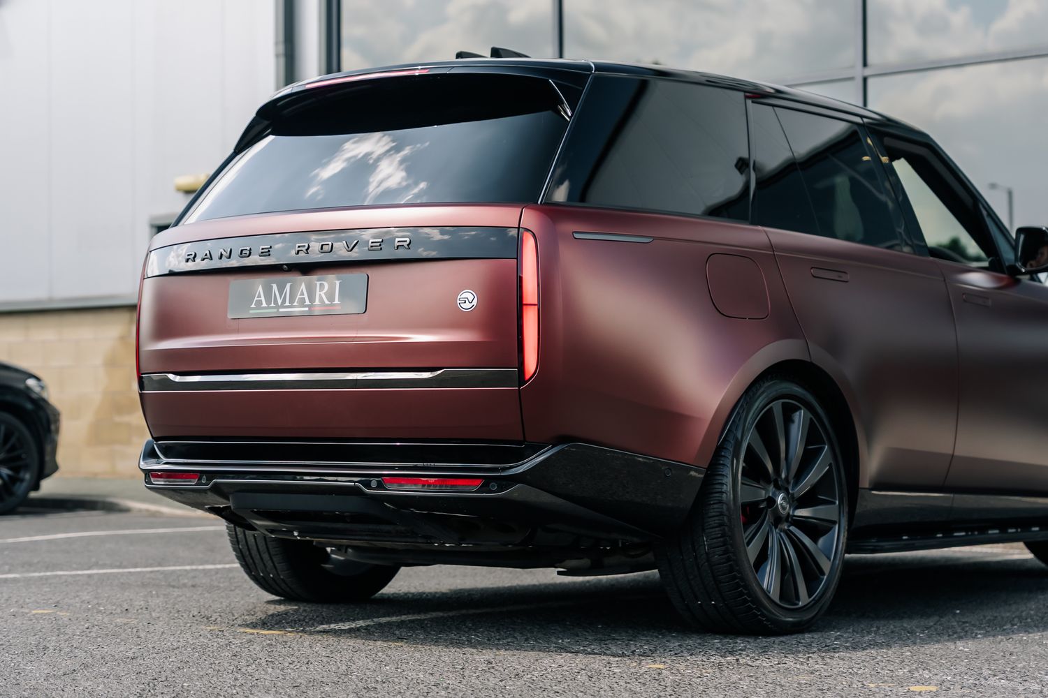 Land Rover Range Rover SV 4.4 P530
