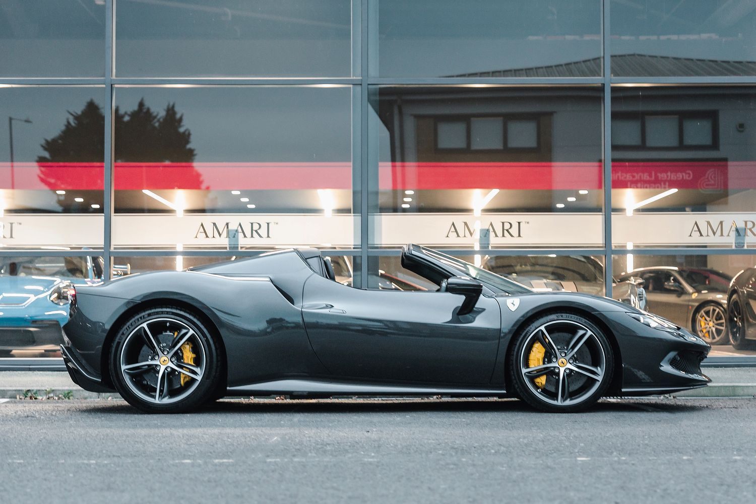 Ferrari 296 GTS