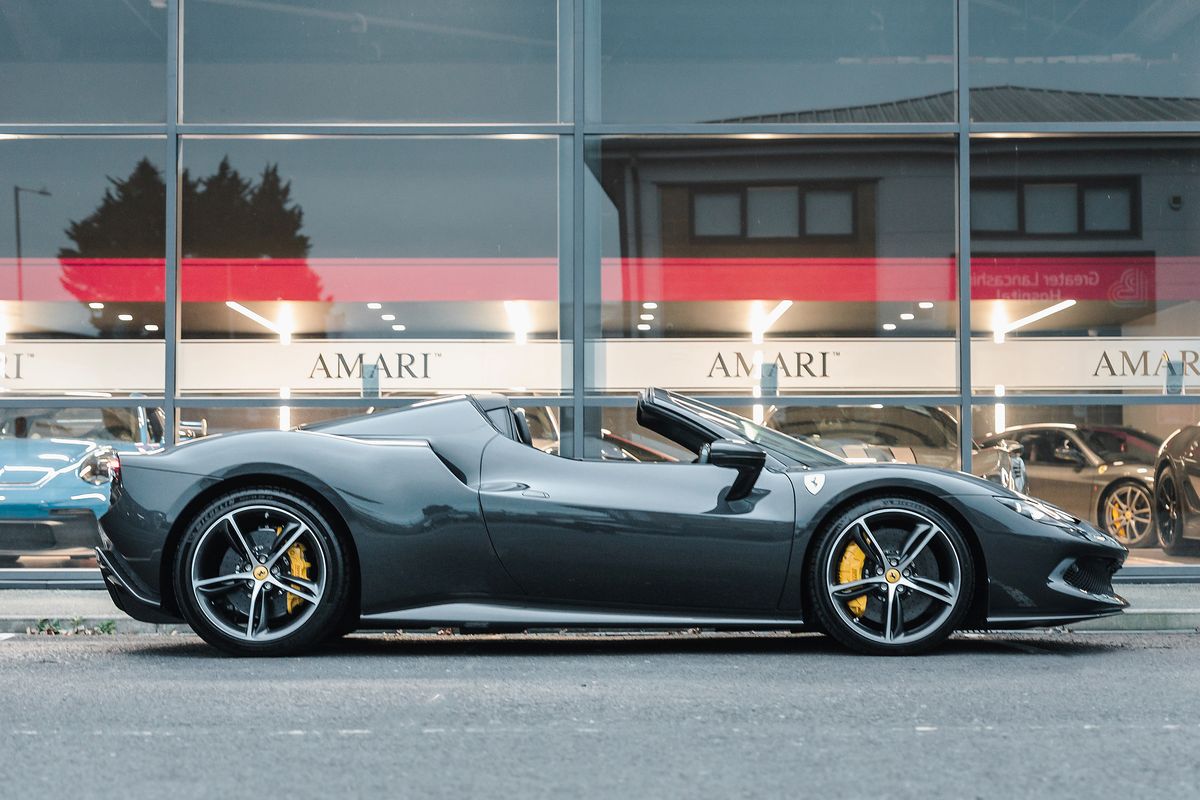 Ferrari 296 GTS