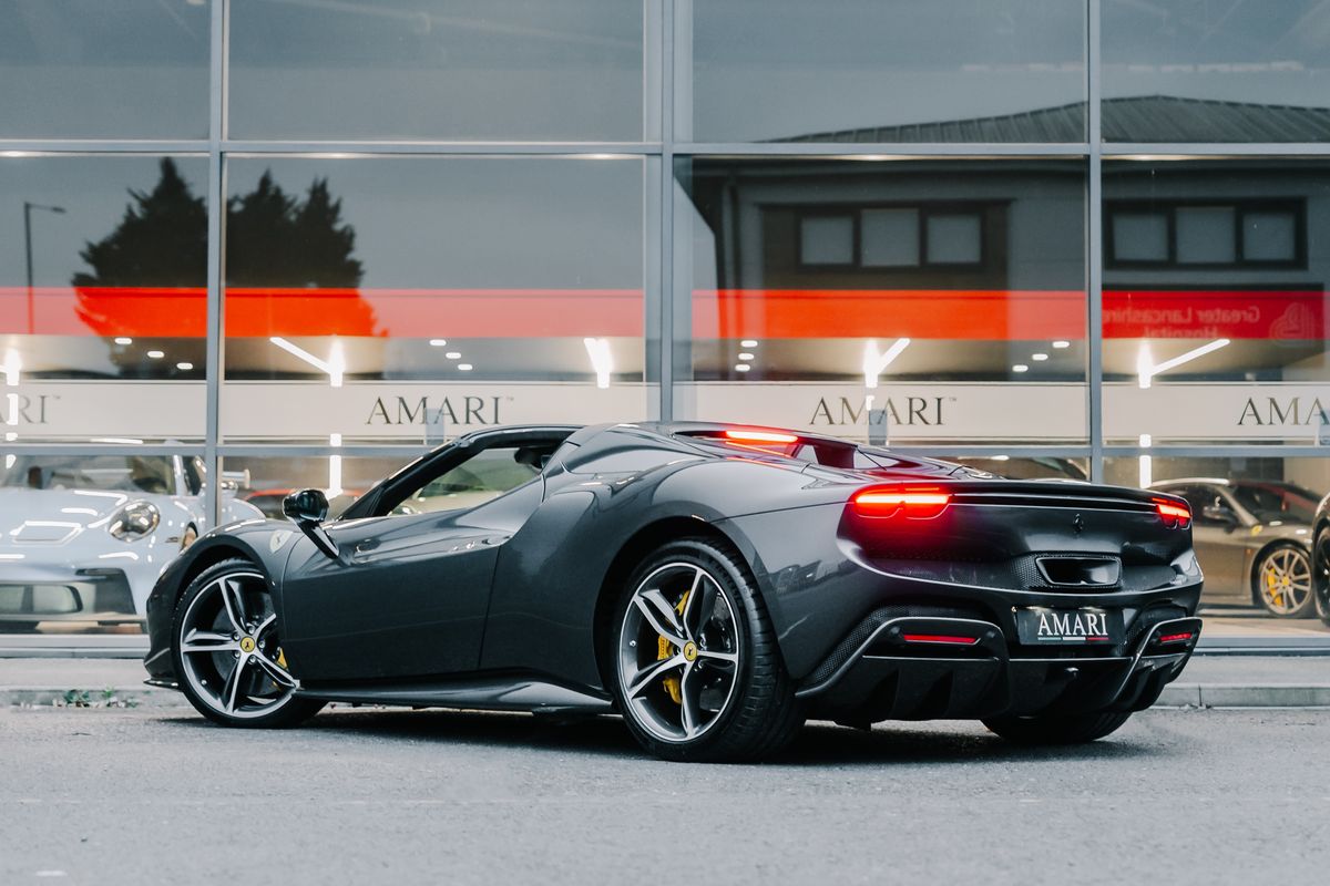 Ferrari 296 GTS