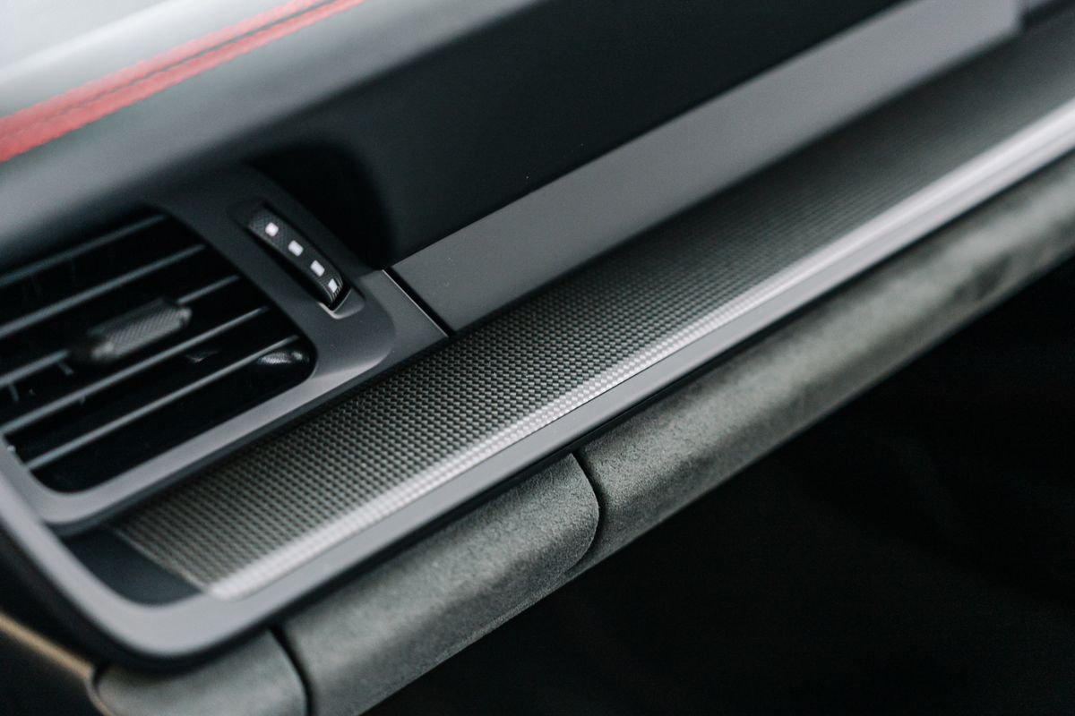 Porsche 911 992.2 Carrera 4 GTS HEV Semi-Auto