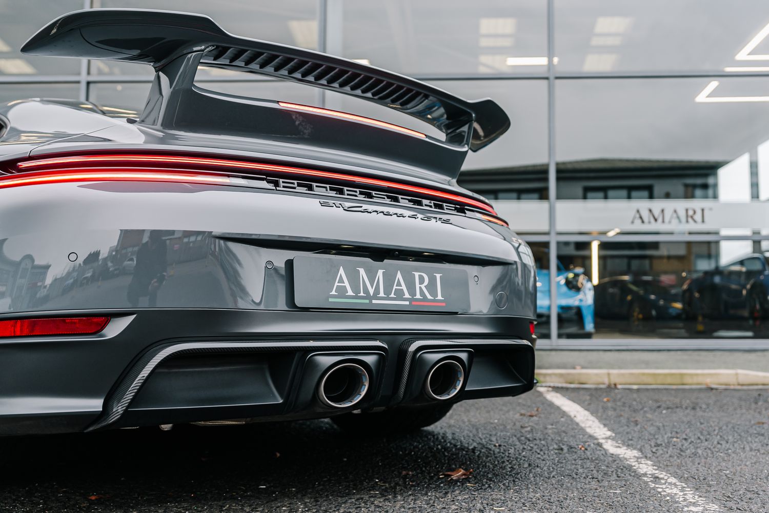 Porsche 911 992.2 Carrera 4 GTS HEV Semi-Auto