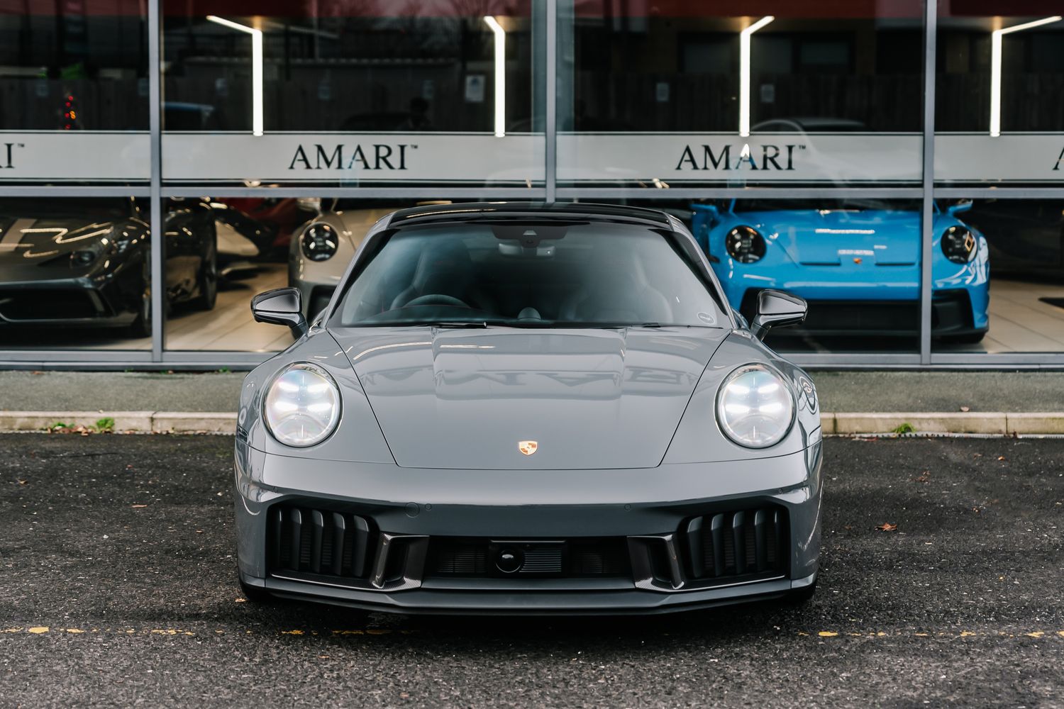 Porsche 911 992.2 Carrera 4 GTS HEV Semi-Auto
