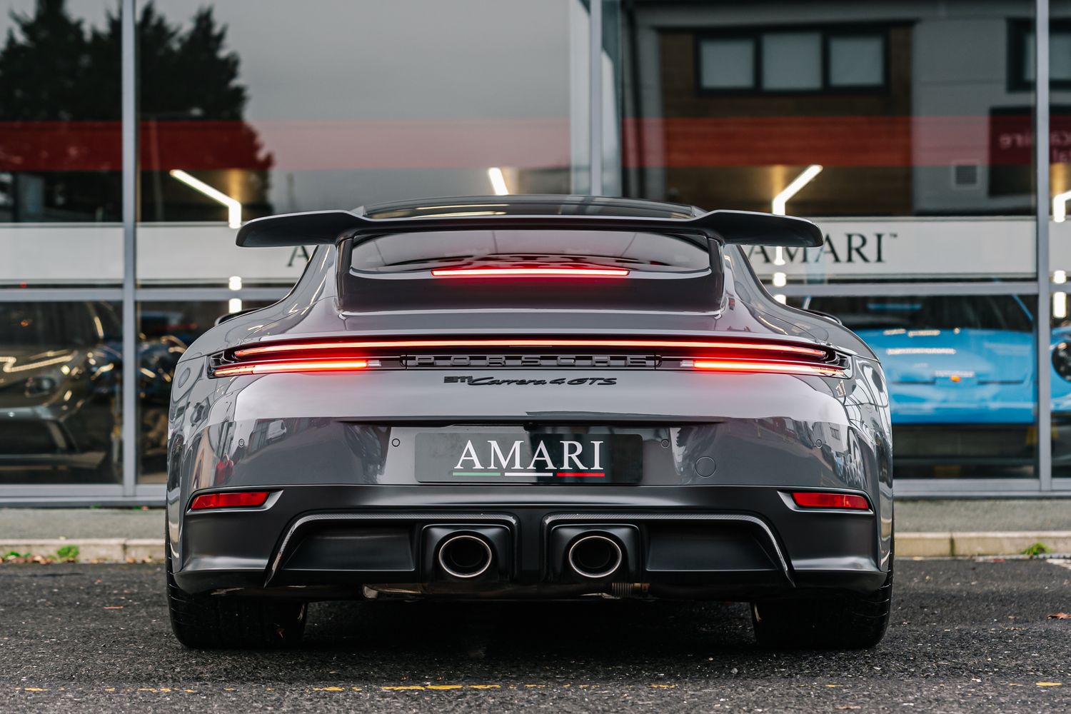 Porsche 911 992.2 Carrera 4 GTS HEV Semi-Auto